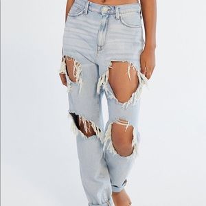 Urban Outfitters BDG Mom Jean High Rise/Destroyed